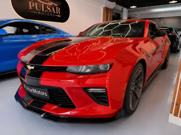 Chevrolet Camaro 2017 - 49900 EUR, 50000 km - AUTO.MOTO.pt - 50000km - foto 5 de 17
