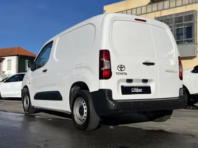 Toyota 2021 - 13950 EUR, 115000 km - AUTO.MOTO.pt - 115000km - foto 29 de 30