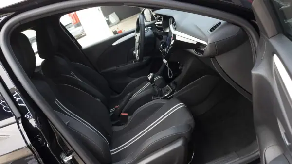 Opel Corsa 2025 - 16450 EUR, 16000 km - AUTO.MOTO.pt - 16000km - foto 12 de 34