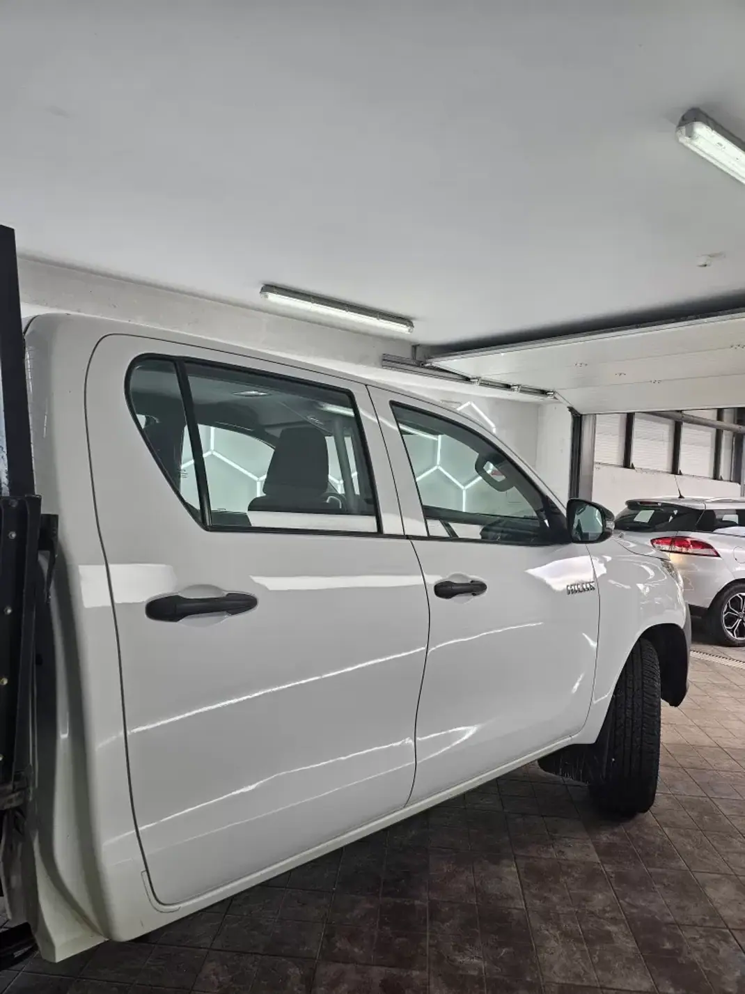 Toyota Hilux 2020 - 27950 EUR, 285523 km - AUTO.MOTO.pt - 285523km - foto 44 de 68