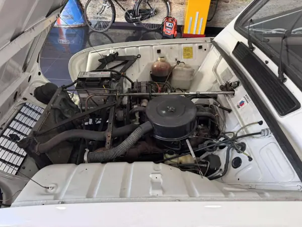 Renault 4 1992 - 5500 EUR, 144000 km - AUTO.MOTO.pt - 144000km - foto 10 de 15