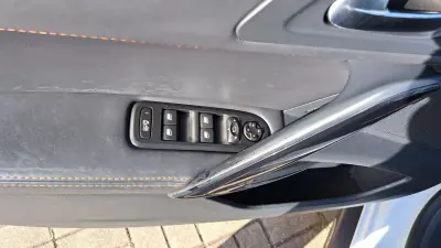 Peugeot 508 RXH 2012 - 8900 EUR, 236877 km - AUTO.MOTO.pt - 236877km - foto 28 de 33