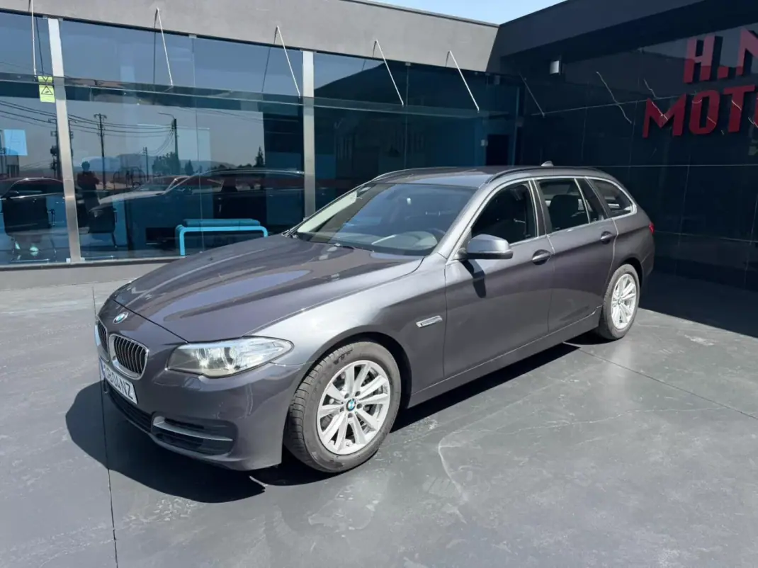 BMW 520 2016 - 20900 EUR, 182000 km - AUTO.MOTO.pt - 182000km - foto 6 de 10