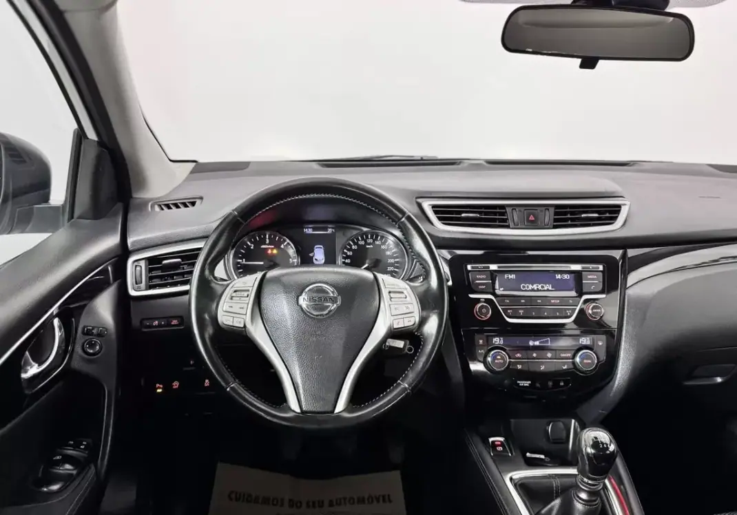 Nissan Qashqai 2015 - 13750 EUR, 96000 km - 96000km - foto 20 de 45