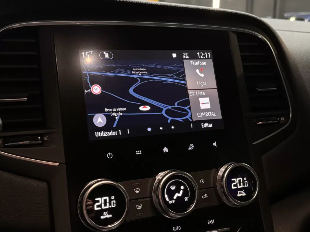 Renault Mégane Sport Tourer 2021 - 14990 EUR, 171050 km - AUTO.MOTO.pt - 171050km - foto 24 de 32