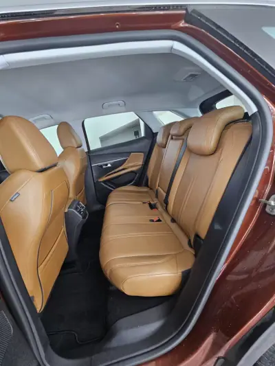 Peugeot 3008 2018 - 18500 EUR, 122503 km - AUTO.MOTO.pt - 122503km - foto 19 de 25