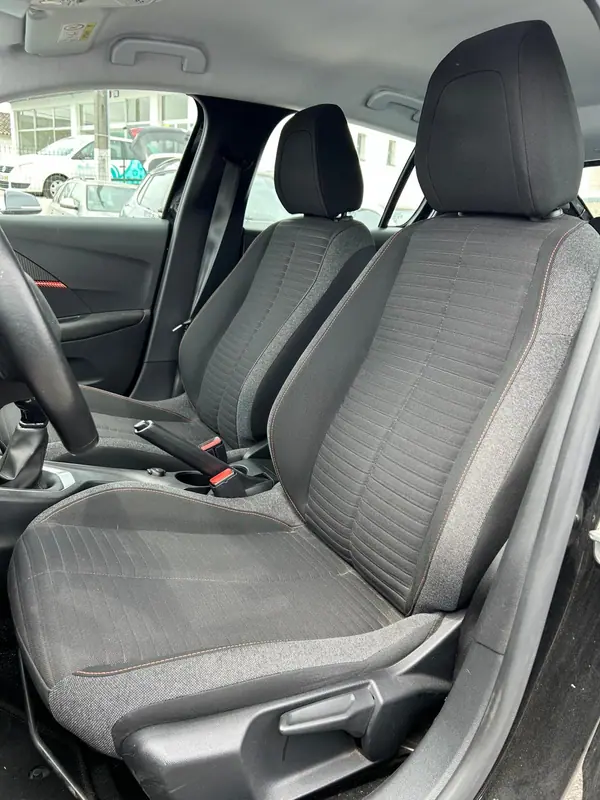 Peugeot 208 2020 - 12500 EUR, 67052 km - AUTO.MOTO.pt - 67052km - foto 10 de 10