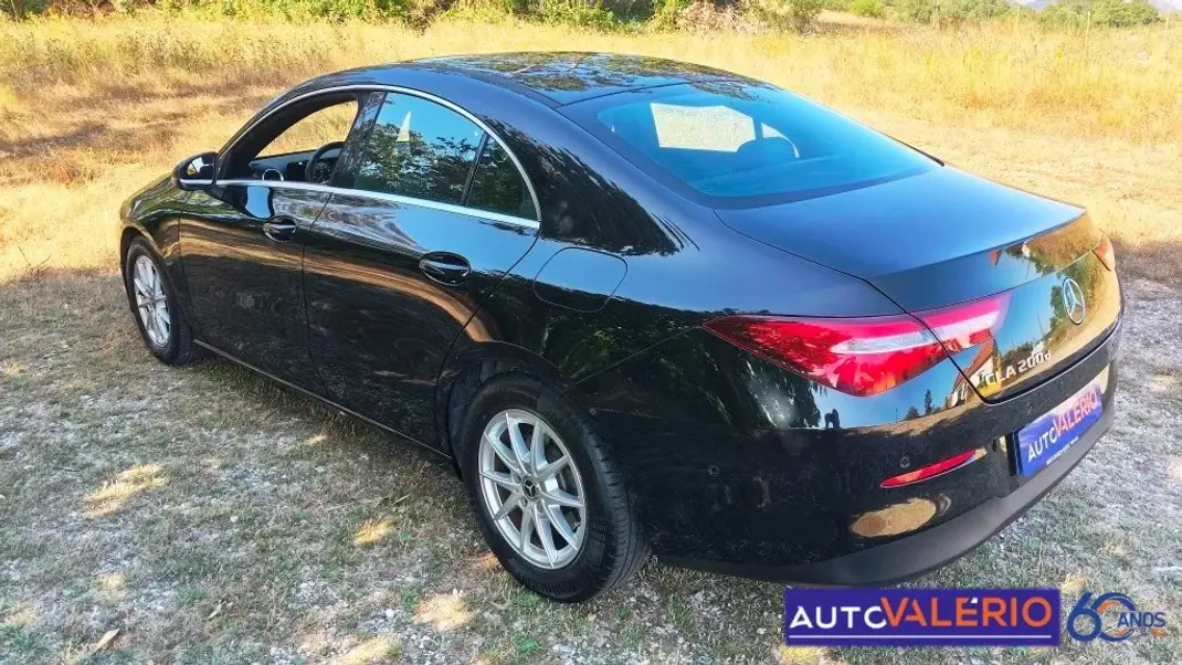 Mercedes-Benz CLA 200 2021 - 32950 EUR, 37470 km - 37470km - foto 3 de 26