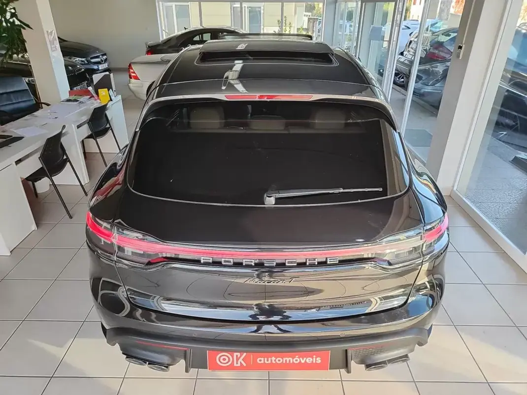 Porsche Macan 2024 - 84900 EUR, 20700 km - AUTO.MOTO.pt - 20700km - foto 10 de 41
