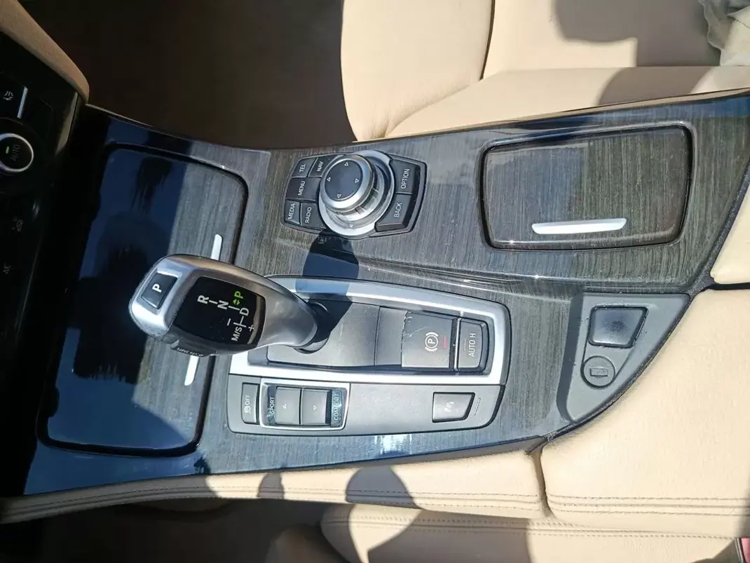 BMW 535 2011 - 16900 EUR, 239855 km - 239855km - foto 15 de 34