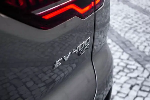 Jaguar I-Pace 2021 - 28750 EUR, 135489 km - AUTO.MOTO.pt - 135489km - foto 8 de 43