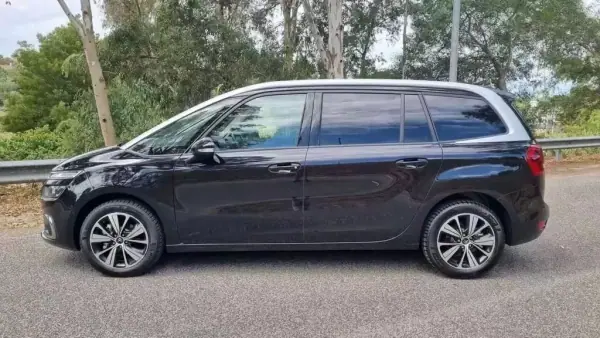 Citroën C4 Grand Picasso 2019 - 19900 EUR, 126000 km - AUTO.MOTO.pt - 126000km - foto 4 de 22