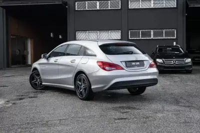 Mercedes-Benz CLA 180 2015 - 15900 EUR, 242000 km - AUTO.MOTO.pt - 242000km - foto 8 de 26