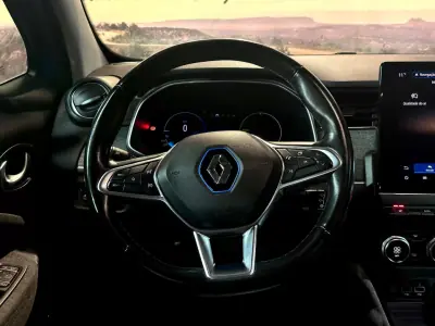 Renault Zoe 2020 - 13900 EUR, 105098 km - AUTO.MOTO.pt - 105098km - foto 20 de 28