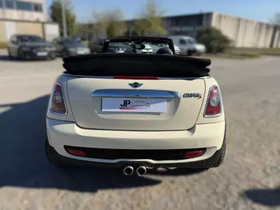 MINI 2010 - 13900 EUR, 126600 km - AUTO.MOTO.pt - 126600km - foto 6 de 18