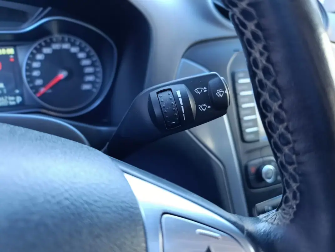 Ford Mondeo SW 2014 - 10900 EUR, 158685 km - 158685km - foto 7 de 20