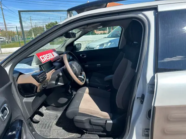 Citroën C4 Cactus 2015 - 9990 EUR, 138000 km - AUTO.MOTO.pt - 138000km - foto 5 de 9