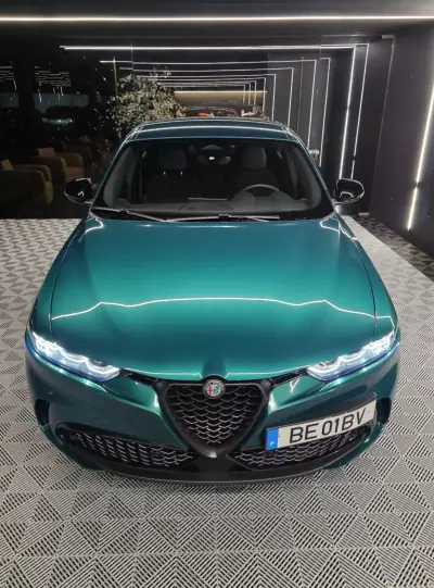 Alfa Romeo Tonale 2023 - 29750 EUR, 29600 km - AUTO.MOTO.pt - 29600km - foto 9 de 34