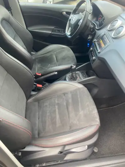 SEAT Ibiza 2016 - 13900 EUR, 118800 km - AUTO.MOTO.pt - 118800km - foto 21 de 24