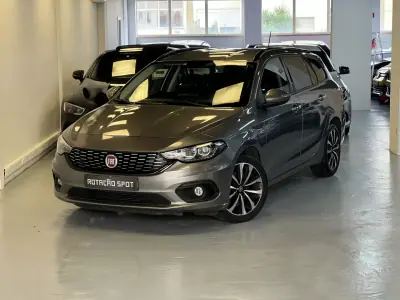 Fiat Tipo Station Wagon 2017 - 9490 EUR, 120000 km - AUTO.MOTO.pt - 120000km - foto 27 de 30