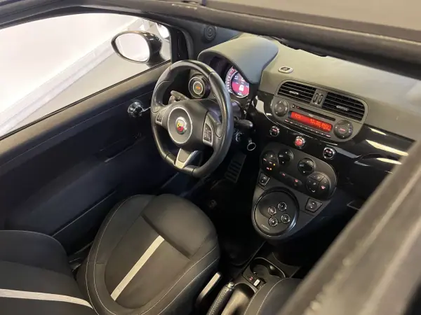 Abarth 500 2016 - 15990 EUR, 90000 km - AUTO.MOTO.pt - 90000km - foto 7 de 48