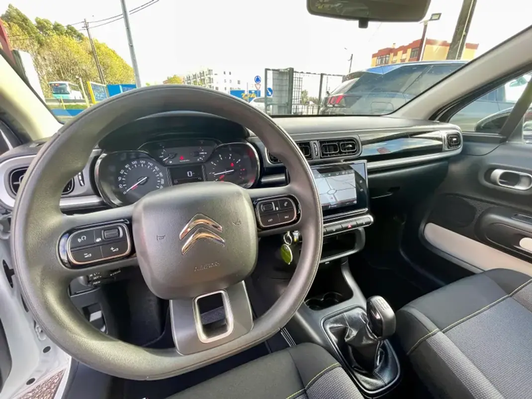 Citroën C3 2021 - 13750 EUR, 76875 km - AUTO.MOTO.pt - 76875km - foto 15 de 26