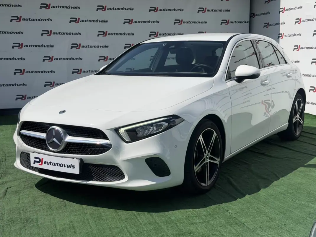 Mercedes-Benz A 180 2018 - 21750 EUR, 102000 km - AUTO.MOTO.pt - 102000km - foto 1 de 18