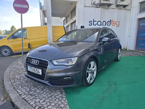Audi A3 Sportback 2015 - 9950 EUR, 282000 km - AUTO.MOTO.pt - 282000km - foto 6 de 14