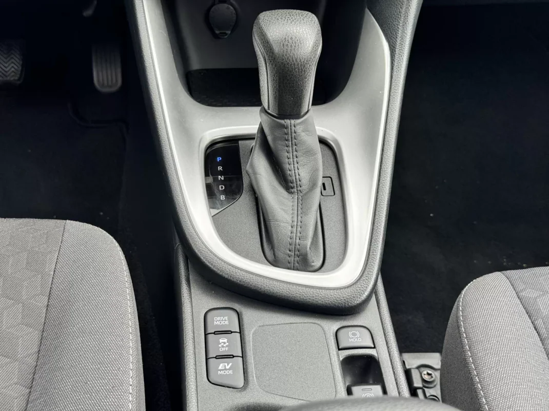 Toyota Yaris 2023 - 22990 EUR, 32000 km - AUTO.MOTO.pt - 32000km - foto 15 de 18