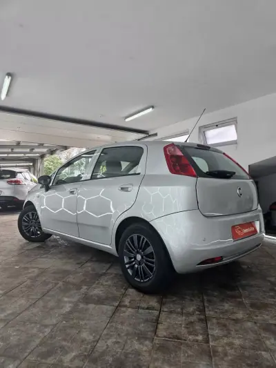 Fiat Grande Punto 2010 - 6000 EUR, 161462 km - AUTO.MOTO.pt - 161462km - foto 14 de 35
