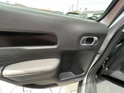 Citroën C4 Cactus 2020 - 14950 EUR, 72854 km - AUTO.MOTO.pt - 72854km - foto 13 de 18
