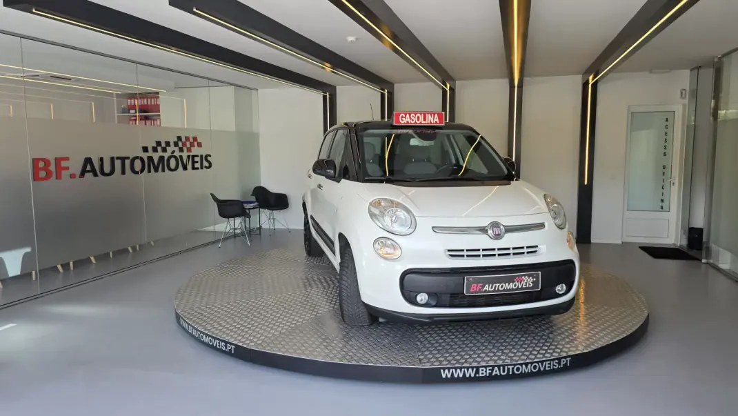 Fiat 500L 2013 - 7900 EUR, 153161 km - AUTO.MOTO.pt - 153161km - foto 5 de 55