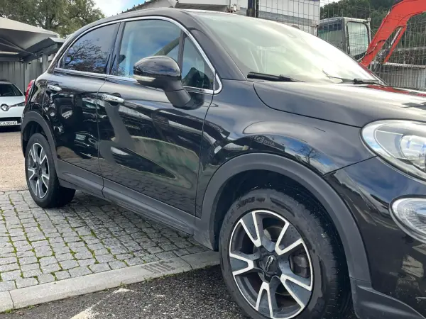 Fiat 500X 2016 - 14900 EUR, 114275 km - AUTO.MOTO.pt - 114275km - foto 10 de 28