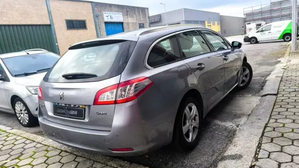 Peugeot 508 SW 2015 - 9900 EUR, 240000 km - AUTO.MOTO.pt - 240000km - foto 15 de 17