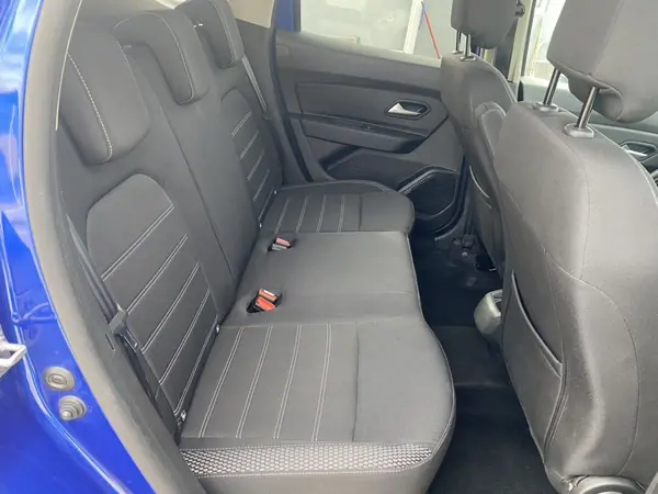 Dacia Duster 2020 - 18990 EUR, 100000 km - AUTO.MOTO.pt - 100000km - foto 23 de 27