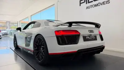 Audi R8 Coupé 2015 - 129990 EUR, 78788 km - 78788km - foto 7 de 34
