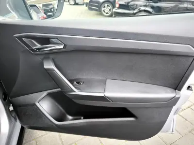 SEAT Arona 2019 - 13950 EUR, 46000 km - AUTO.MOTO.pt - 46000km - foto 43 de 48