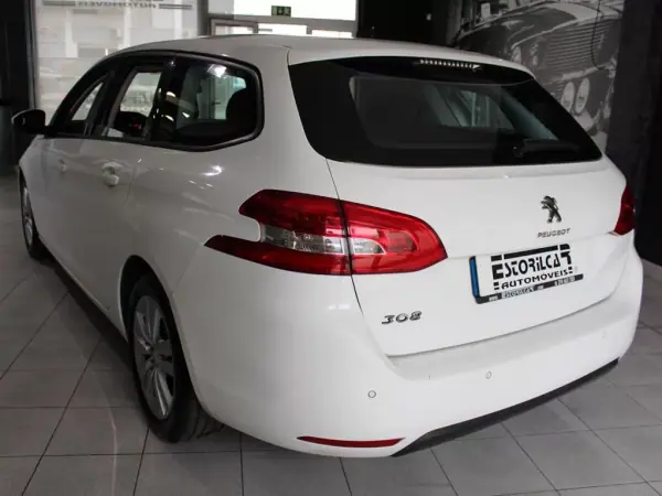 Peugeot 308 SW 2016 - 8900 EUR, 350824 km - AUTO.MOTO.pt - 350824km - foto 3 de 16