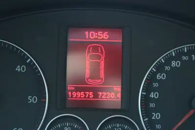 Volkswagen Golf Variant 2008 - 6500 EUR, 199575 km - AUTO.MOTO.pt - 199575km - foto 9 de 16