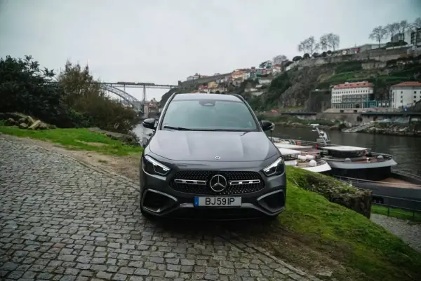 Mercedes-Benz GLA 250 2024 - 46850 EUR, 19000 km - AUTO.MOTO.pt - 19000km - foto 9 de 48