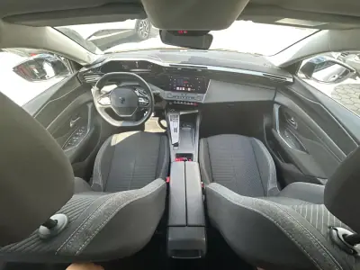 Peugeot 308 2024 - 21950 EUR, 60834 km - AUTO.MOTO.pt - 60834km - foto 14 de 19