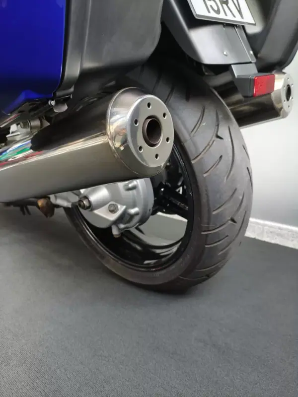 Yamaha FJR 1300 2001 - 5600 EUR, 82000 km - AUTO.MOTO.pt - 82000km - foto 18 de 26