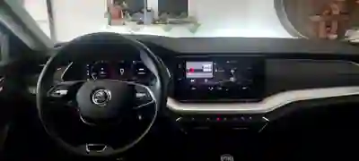 Skoda Octavia Break 2021 — foto 5 de 5