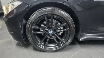 BMW Z4 2013 - 27990 EUR, 98000 km - AUTO.MOTO.pt - 98000km - foto 31 de 38