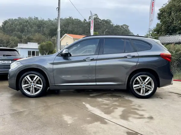 BMW X1 2017 - 23999 EUR, 150000 km - AUTO.MOTO.pt - 150000km - foto 24 de 25