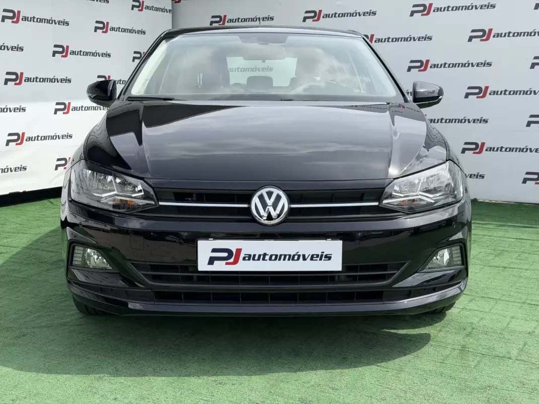 Volkswagen Polo 2019 - 12990 EUR, 62100 km - AUTO.MOTO.pt - 62100km - foto 4 de 18