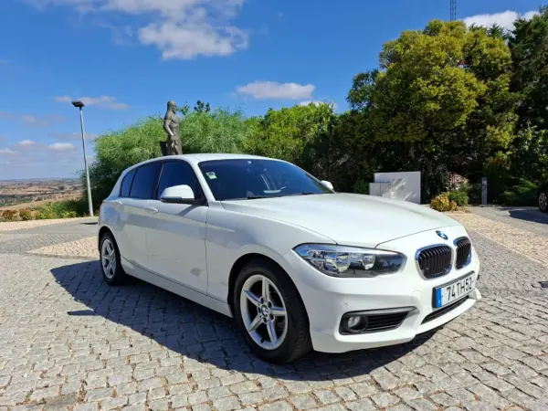 BMW 116 2017 - 13750 EUR, 204041 km - 204041km - foto 23 de 24