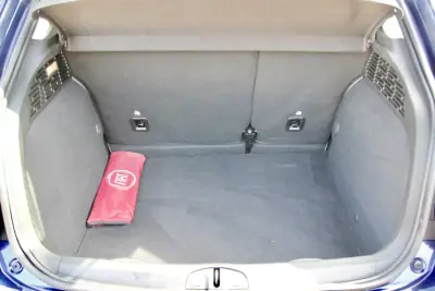 Fiat 500X 2016 - 11950 EUR, 140000 km - AUTO.MOTO.pt - 140000km - foto 9 de 33