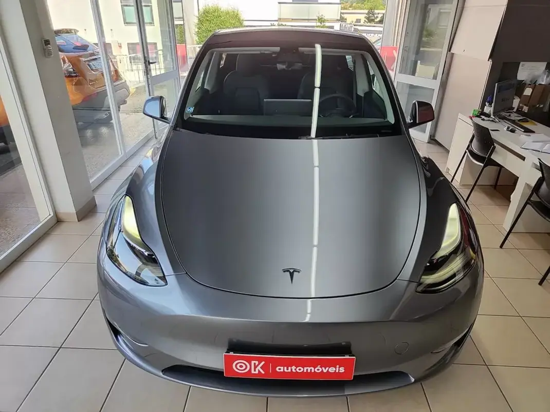 Tesla Model Y 2023 - 38900 EUR, 39000 km - AUTO.MOTO.pt - 39000km - foto 4 de 33
