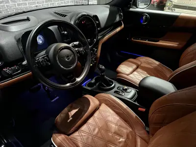 MINI Countryman 2020 - 27990 EUR, 68000 km - AUTO.MOTO.pt - 68000km - foto 11 de 25